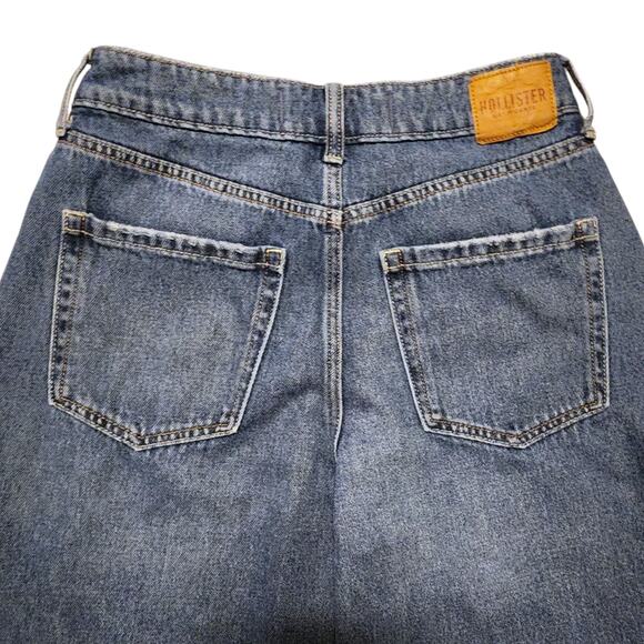 Hollister Ultra High Rise Baggy Jeans Medium Wash Raw Hem Womens Size 4 - Picture 4 of 10